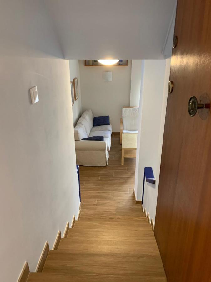 Cosy Apartment In L Escala, 7 Mins Walk To The Closest Beach, Riells L' Escala Esterno foto