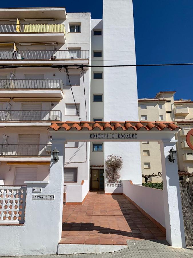 Cosy Apartment In L Escala, 7 Mins Walk To The Closest Beach, Riells L' Escala Esterno foto